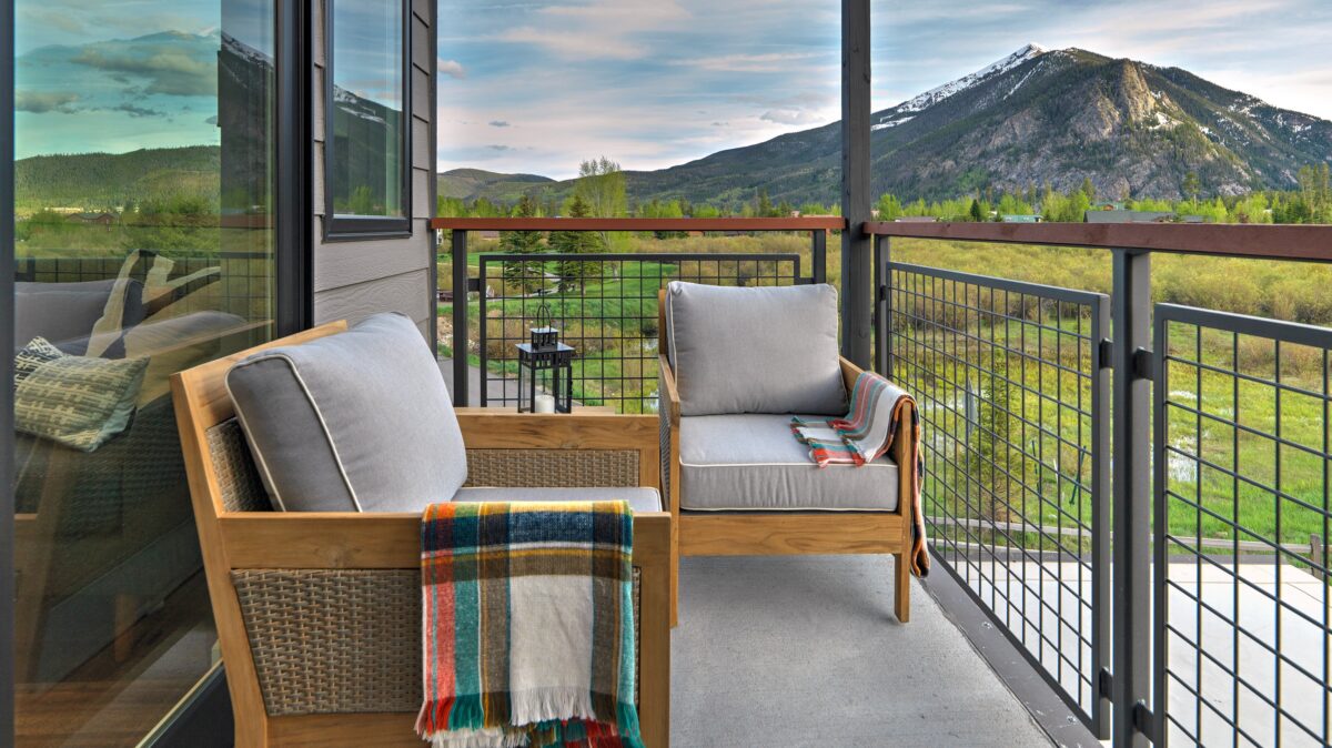 *Approximate idea of porch style and views.